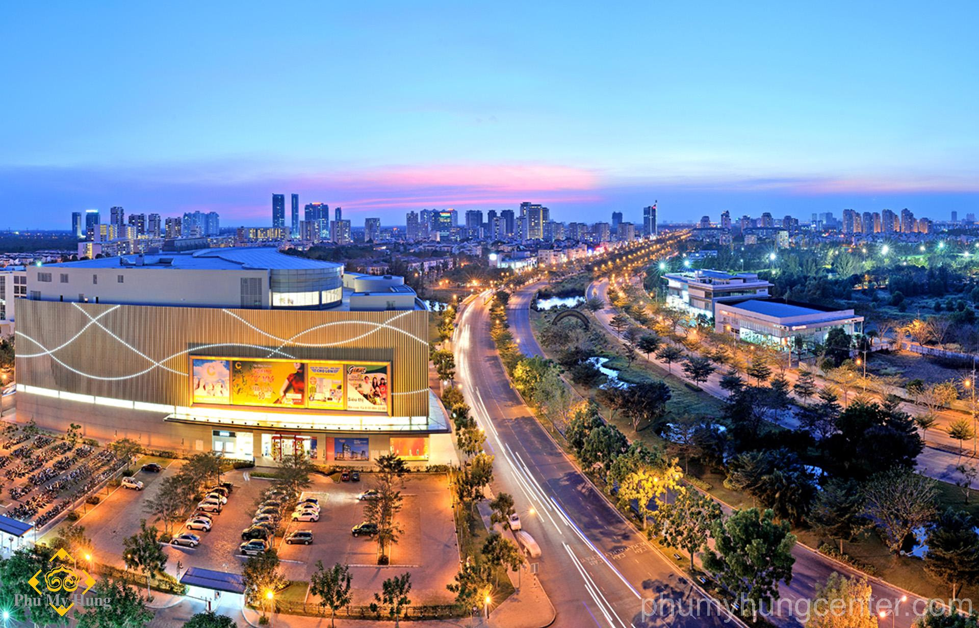 Đại lộ Nguyên Văn Linh Phú Mỹ Hưng về đêm 