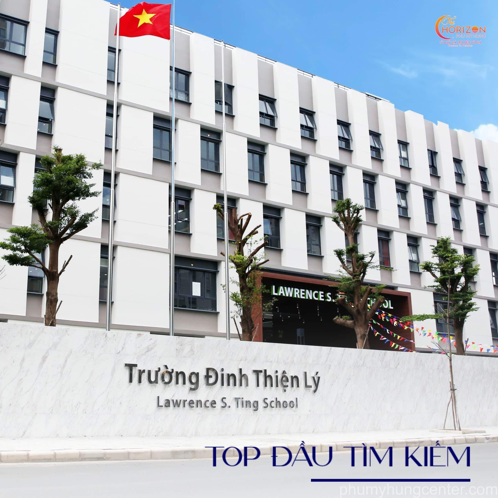 Trường Đinh Thiện Lý có 2 cơ sở cấp 2 và cấp 3 thuận tiện cho con em di chuyển trong Phú Mỹ Hưng