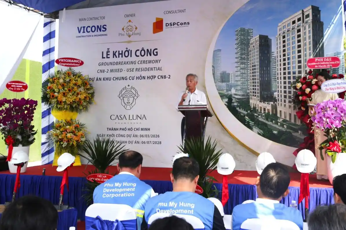 Đại Diện Vicons phát biểu tiến độ xây dựng của dự án Casa Luna Phú Mỹ Hưng