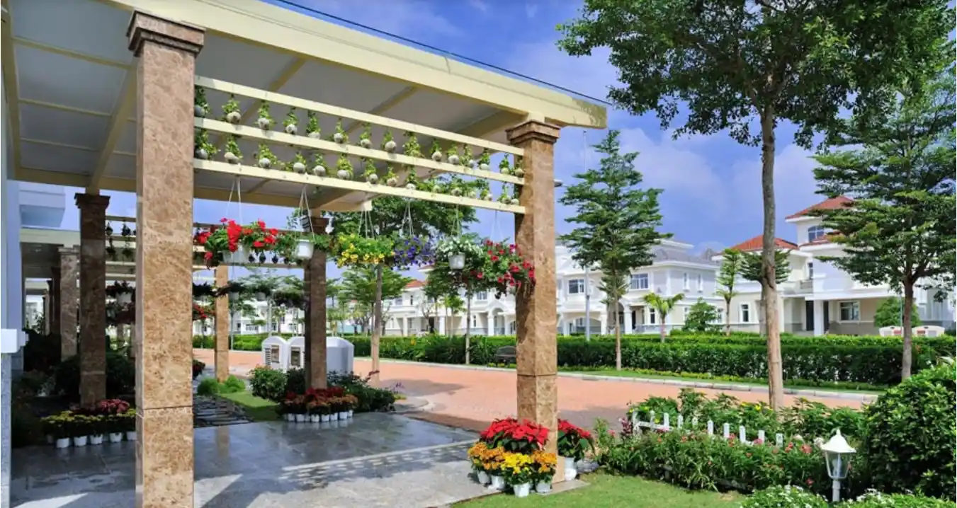 Biệt thự lâu đài Chateau Phú Mỹ Hưng - Hình thực tế
